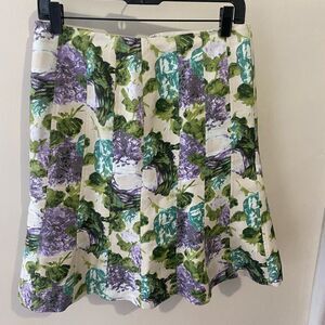 Ann Taylor Cream Floral Skirt Size 6 P